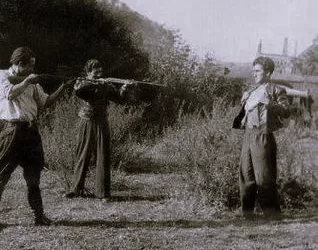 La révolte du « camp des familles tziganes » : épisode 6/9  « l’acte héroïque »